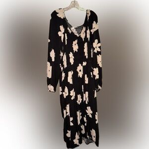 Ava & Viv Black and Cream Floral Midi Dress